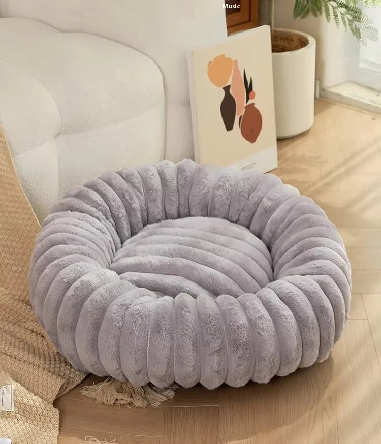 Flauschiges rundes Hundebett von edddy-shop