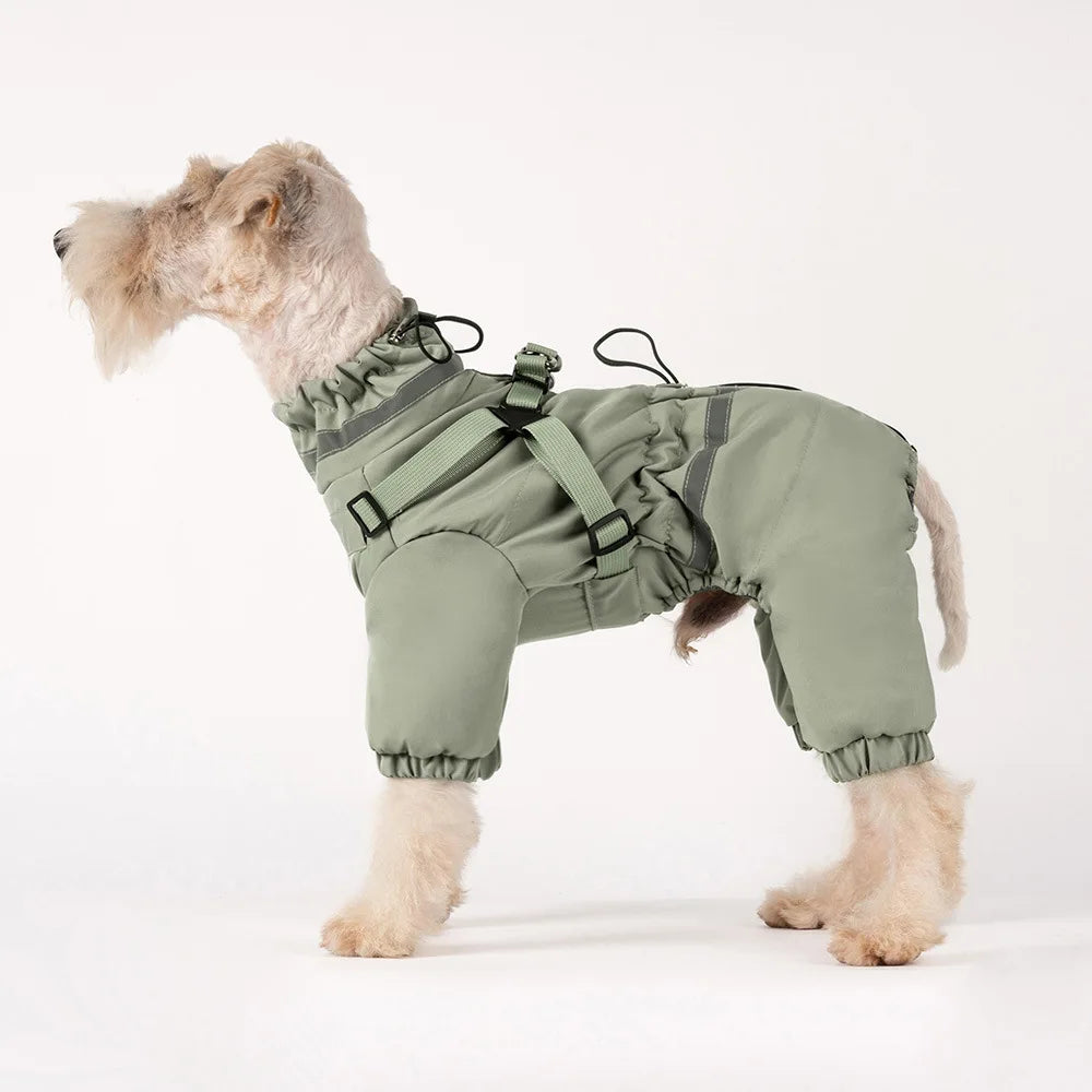 Winteroverall für Hunde mit Rückenreißverschluss und Abdeckleiste – Detail Armee Grün