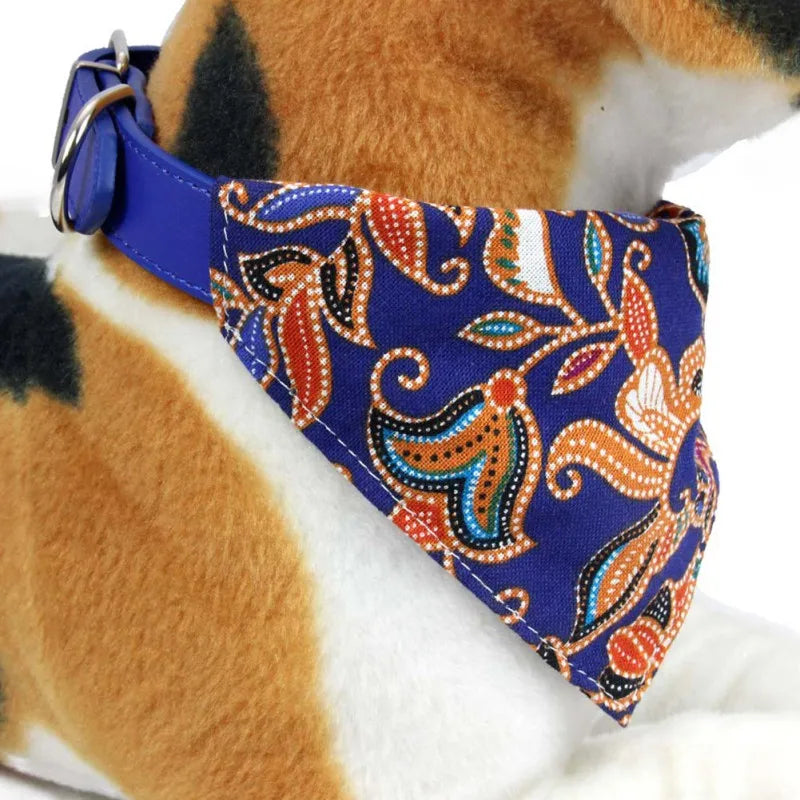 Hundehalstuch im Paisley-Design