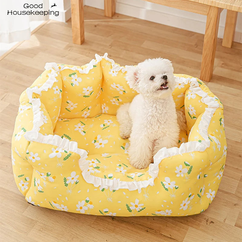 Gemütliches Hundebett für kleine Hunde bis 10 kg mit sicherem Rand. eddy-shop