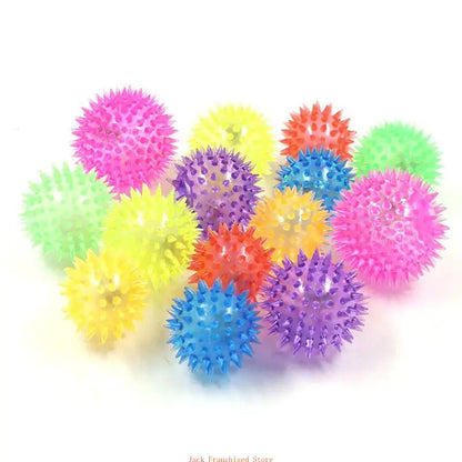 Bunte stachelige Hundebälle