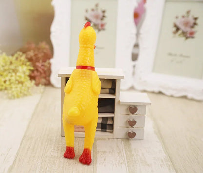 Hundespielzeug Henne Henrietta – Das robuste Quietsche-Huhn für Hunde