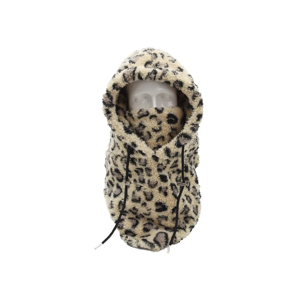 Fleece-Kapuzenschal – warme Ohren auf der Gassirunde